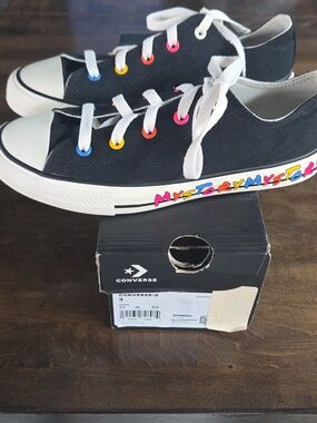 Converse Size 3 Kids NEW Black Canvas Low-Top Sneakers with Multicolor Eyelets